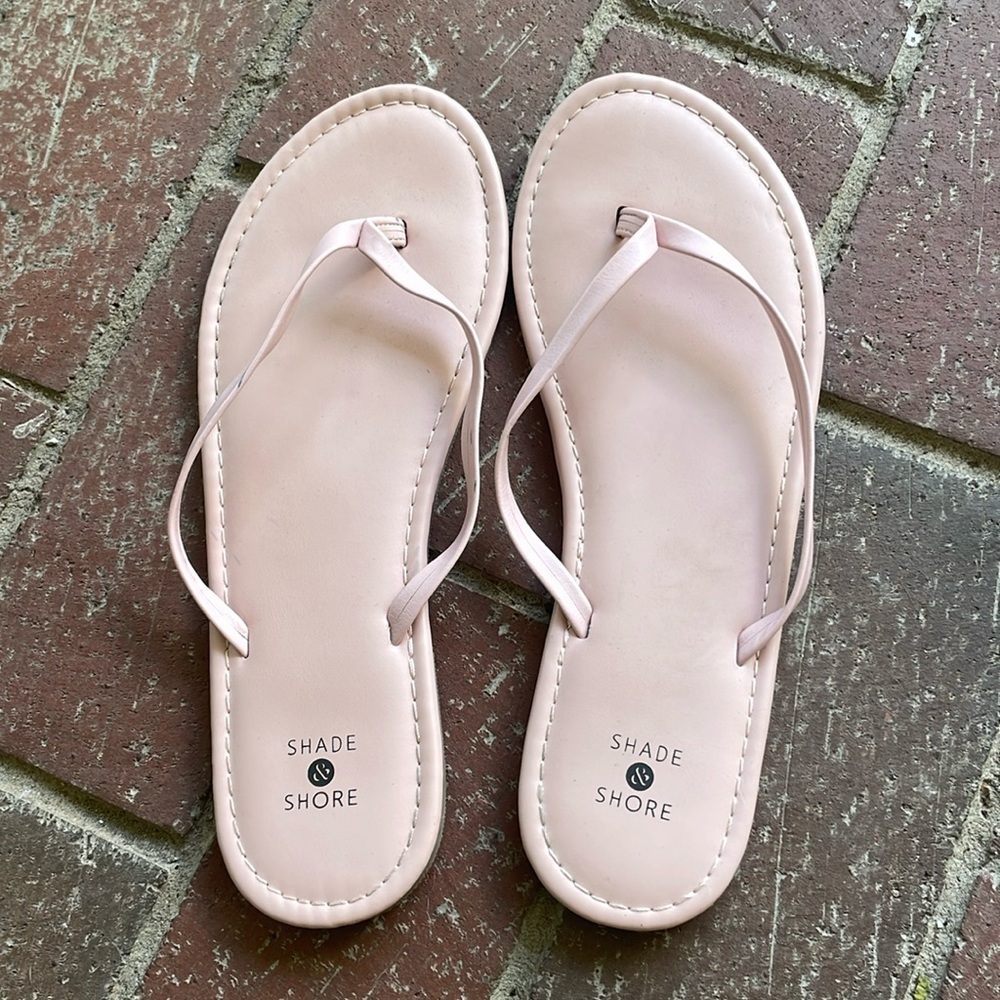 Blush Shade & Shore Flip Flops